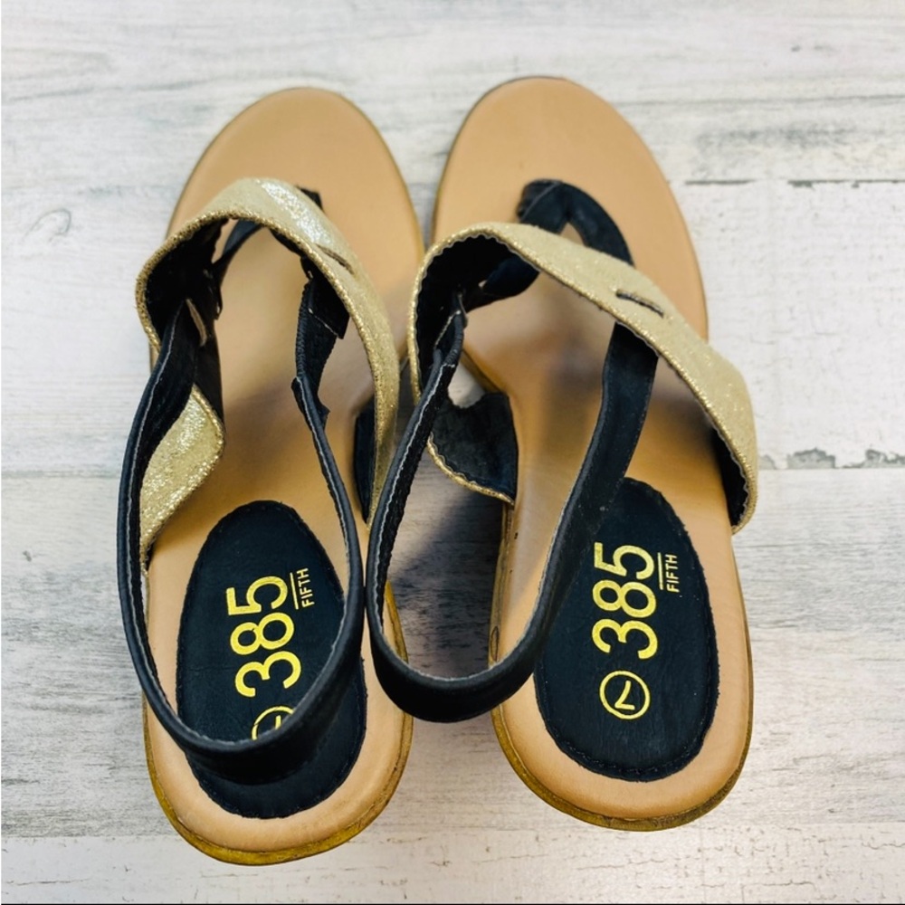 Gold and black wedges - Picture 4 of 4